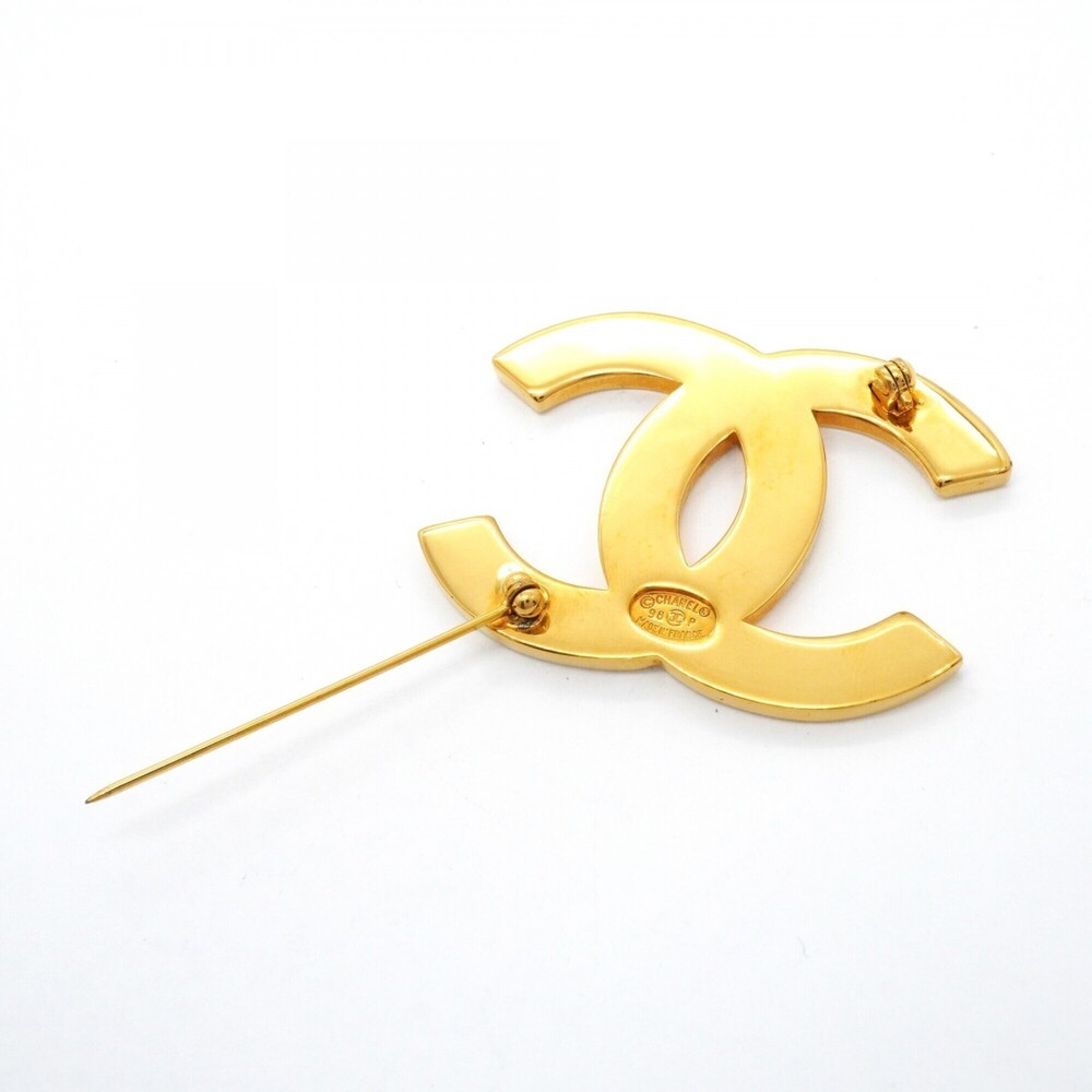 CHANEL Authentic Gold Logo Brooch - Picture 6 of 9